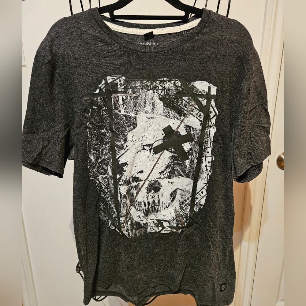 Dark Gray Graphic‎ T-Shirt